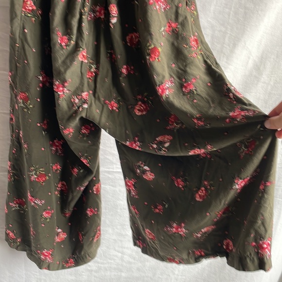 Xhileration Romper - Picture 8 of 8